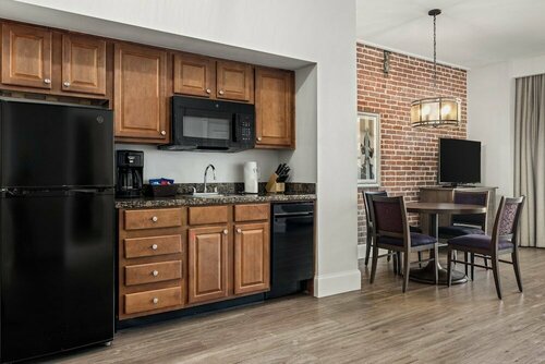 Внешний вид отеля Club Wyndham La Belle Maison в Новом Орлеане, фото 5