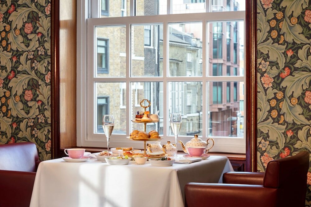 Фото Radisson Blu Edwardian Bond Street Hotel, London