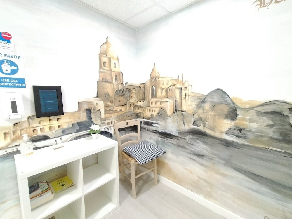 Фото Hostal Albero by gaiarooms