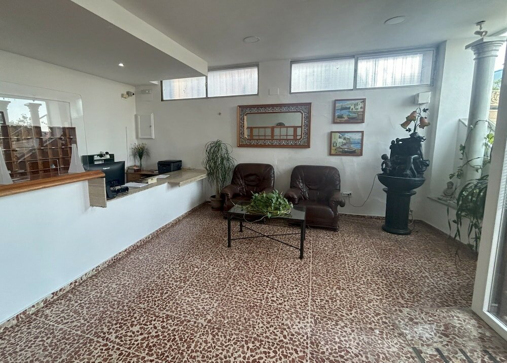 Фото Hostal El Ancla