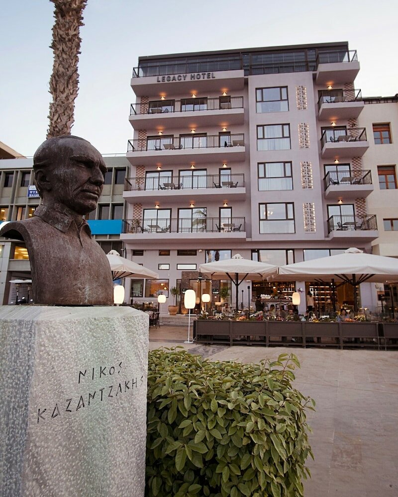 Фото отеля 3