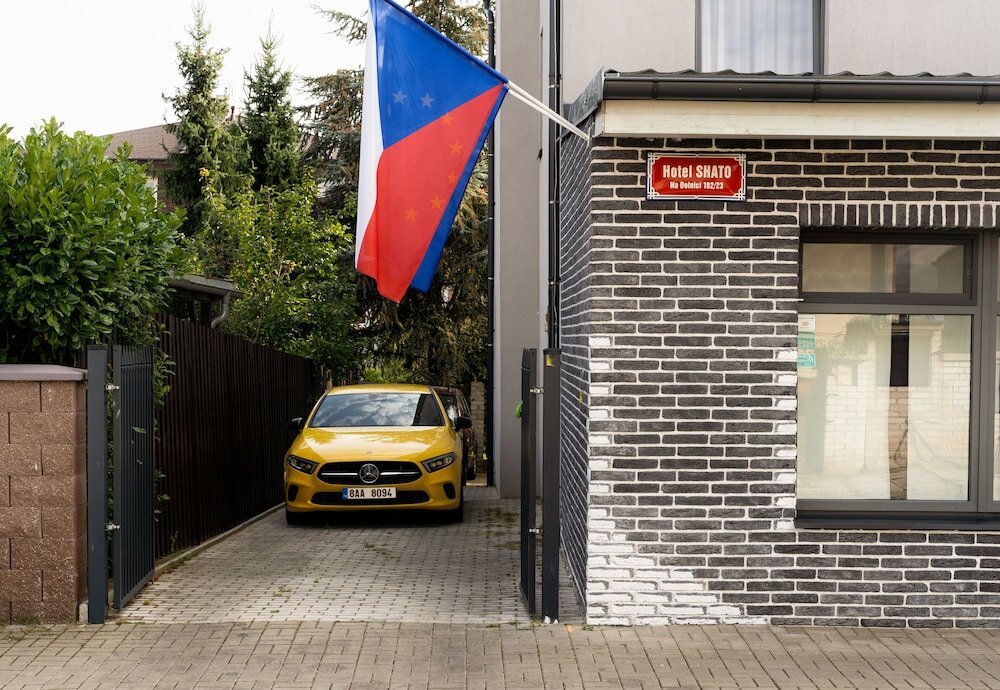 Фото Hotel Shato Gesson