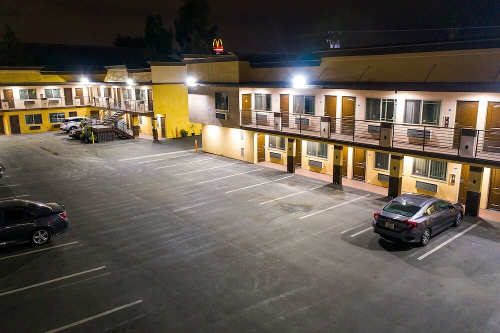 Фото Starlight Inn South El Monte