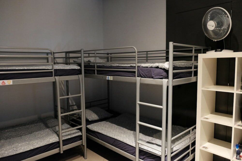 Фото Alternative Creative Youth Hostel Barcelona