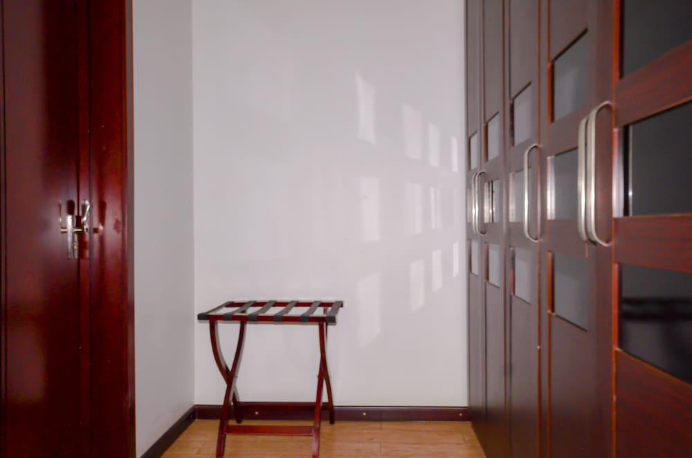 Фото Emperor Hotels