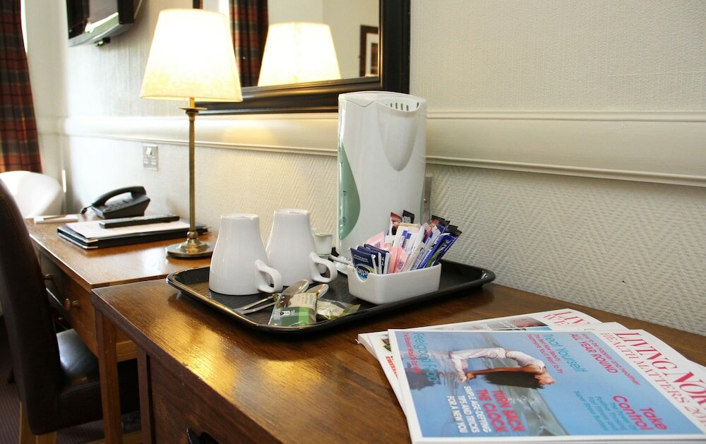 Фото Honest Lawyer Hotel