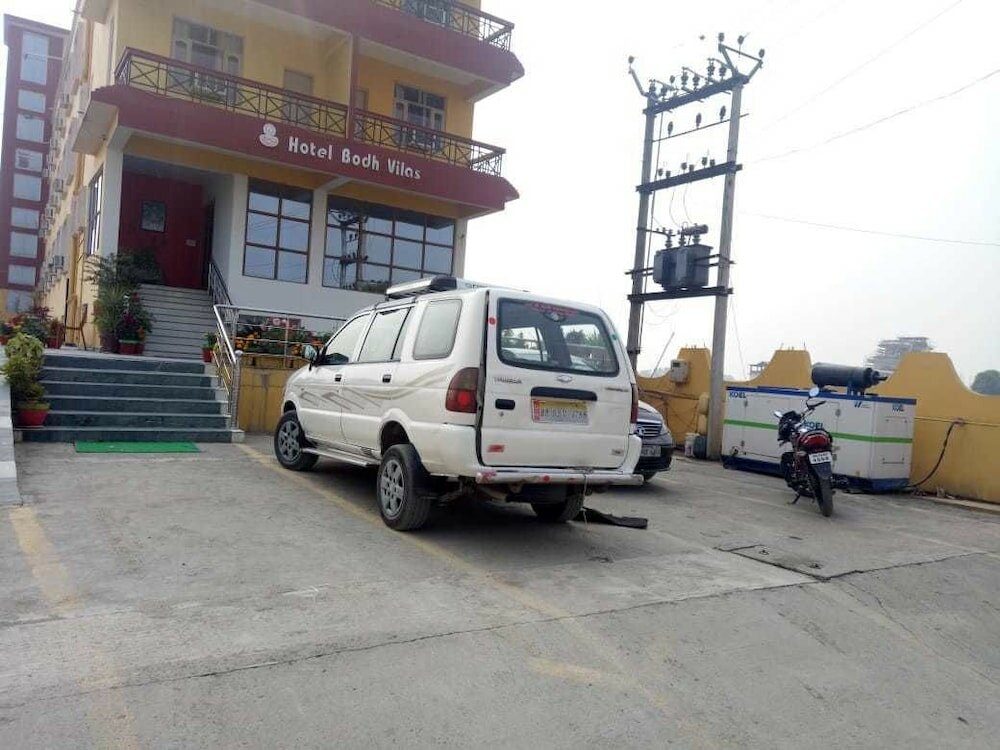 Фото Hotel Bodh Vilas