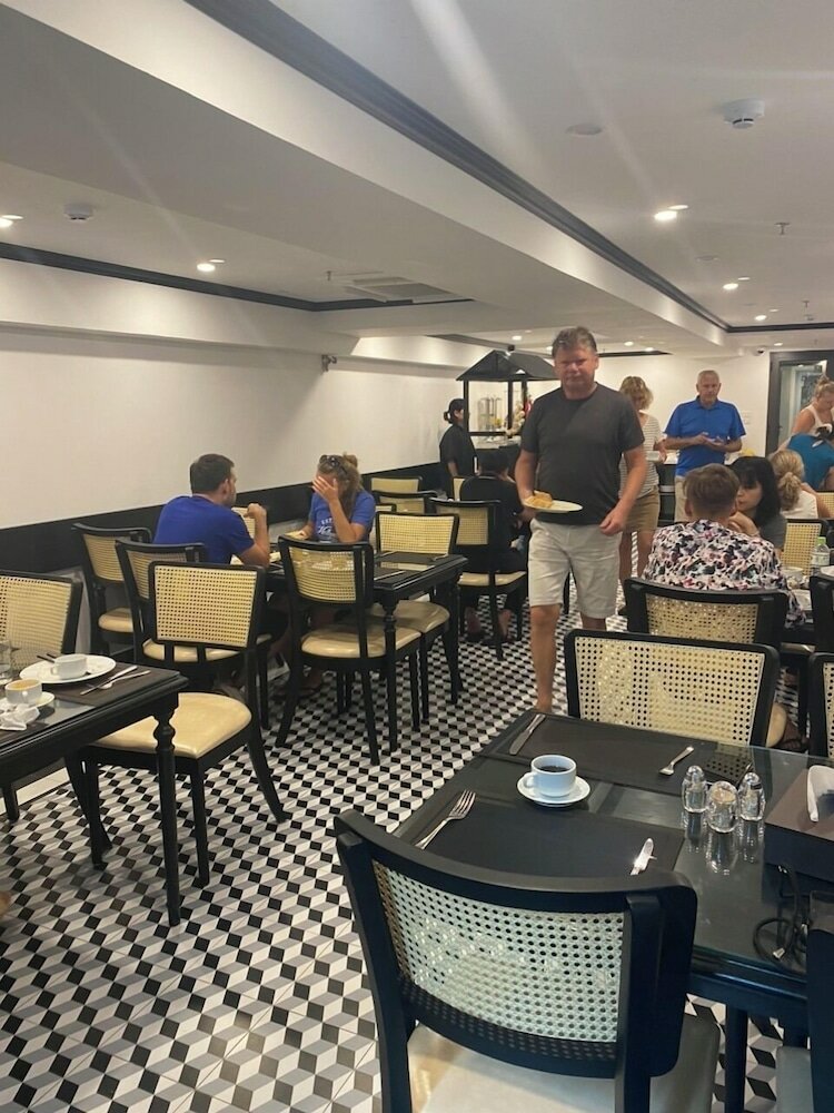 Фото Aquarius Premium Hotel