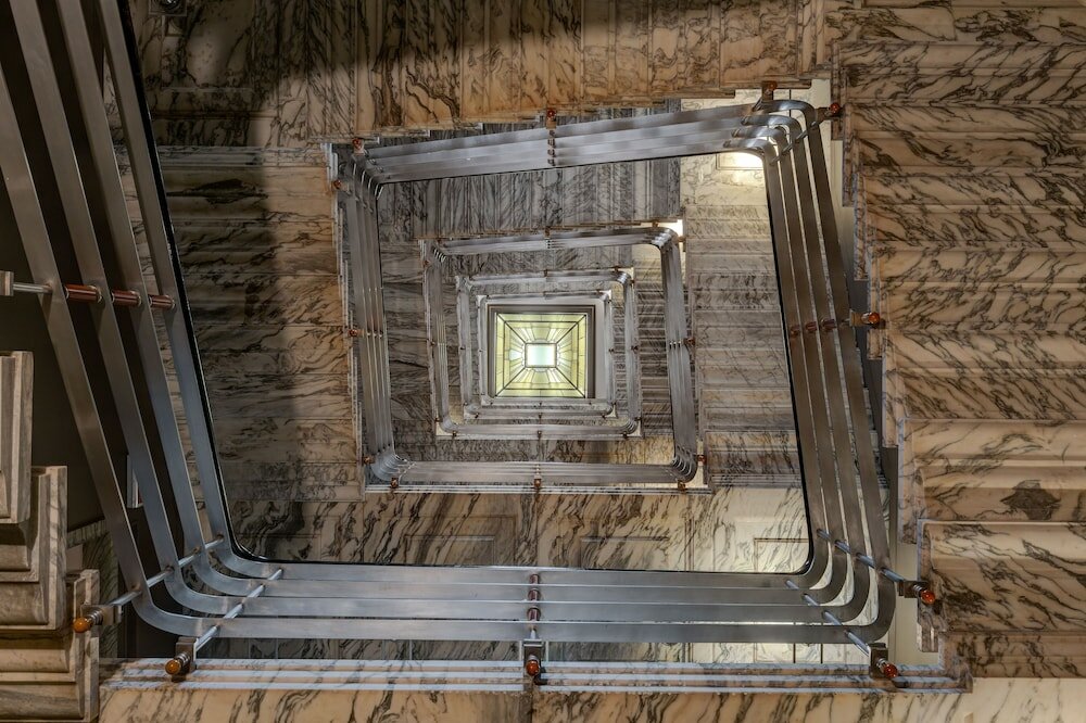 Фото Singer Palace Hotel