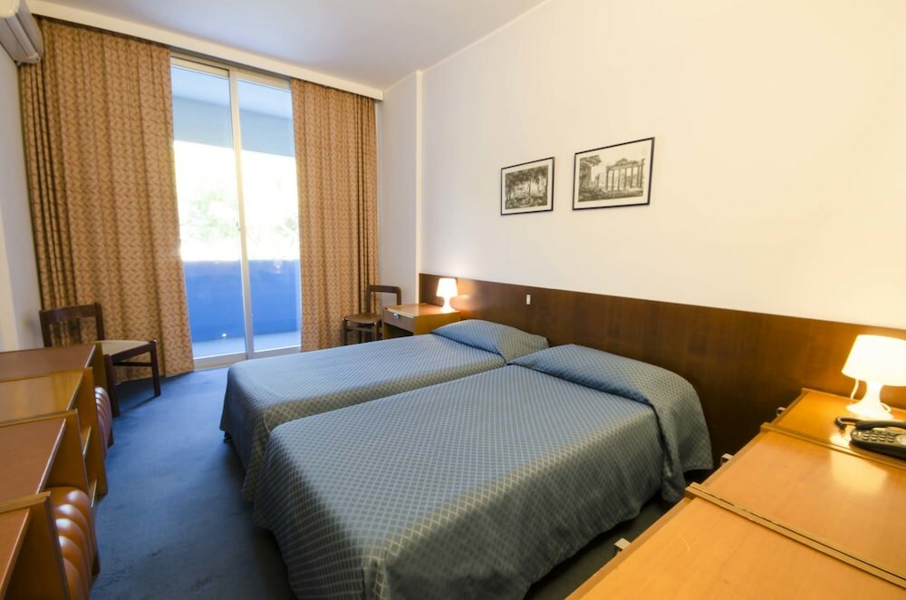 Фото Hotel Helios