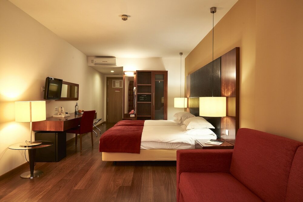 Фото Lezíria Parque Hotel