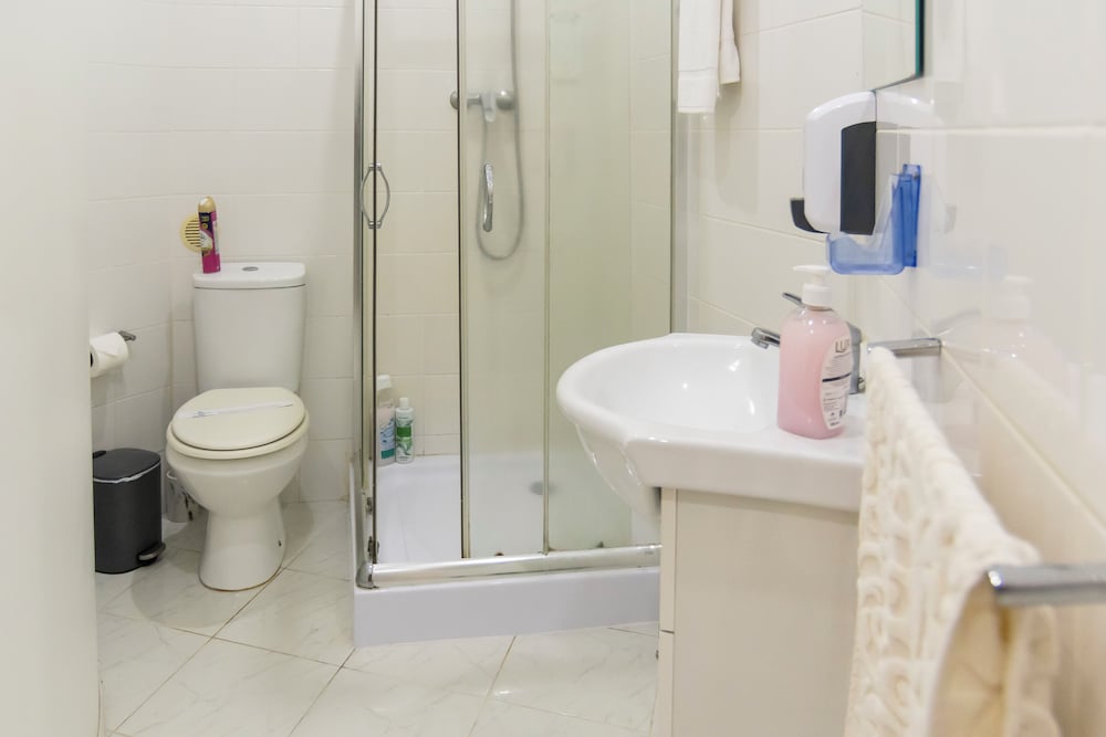 Фото Central Guest House