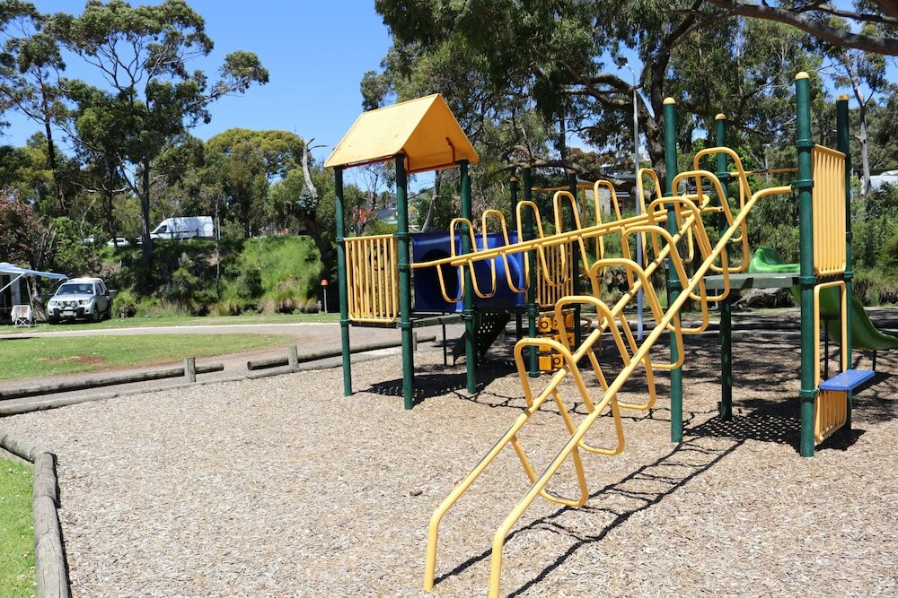 Фото Lorne Foreshore Caravan Park