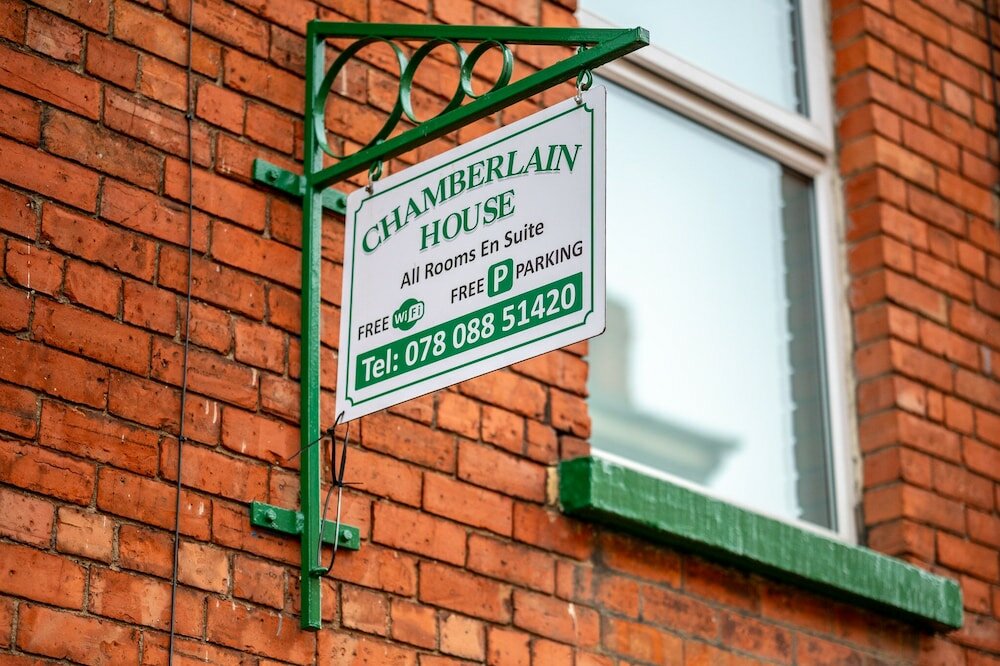 Фото Chamberlain House