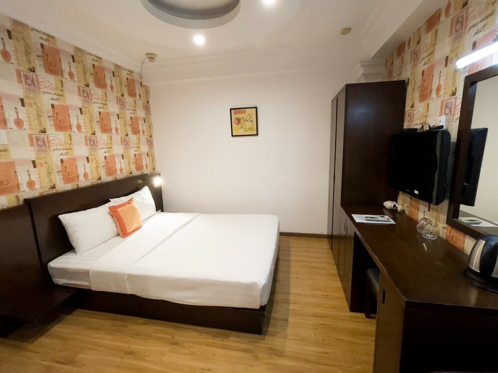 Фото Little Brick Saigon Hotel