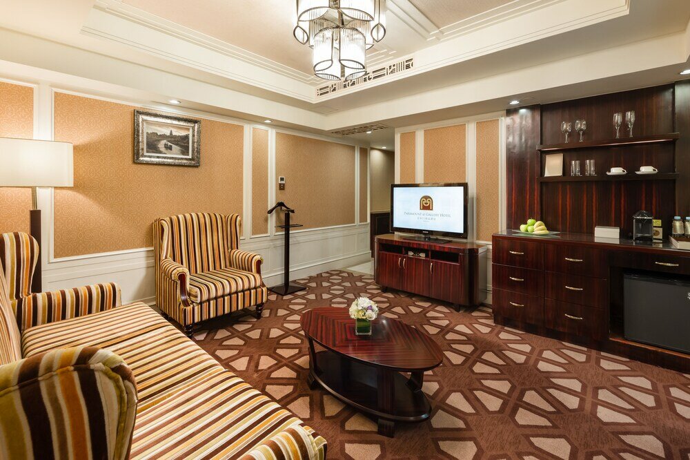 Фото Paramount Gallery Hotel