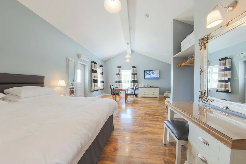 Фото Silverstone Golf Club & Hotel