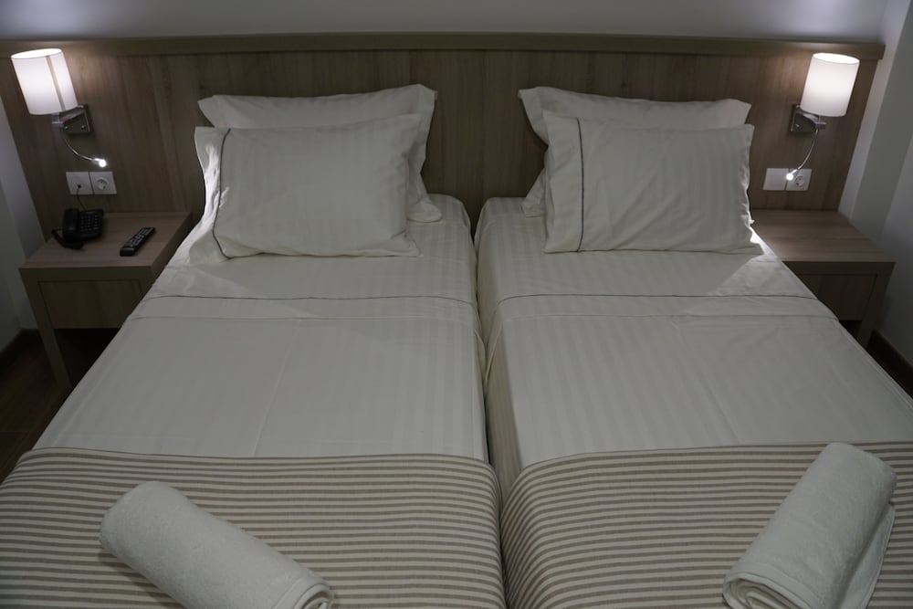 Фото Piraeus Port Hotel