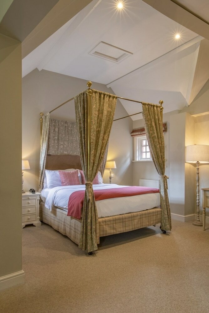 Фото The Five Arrows Hotel