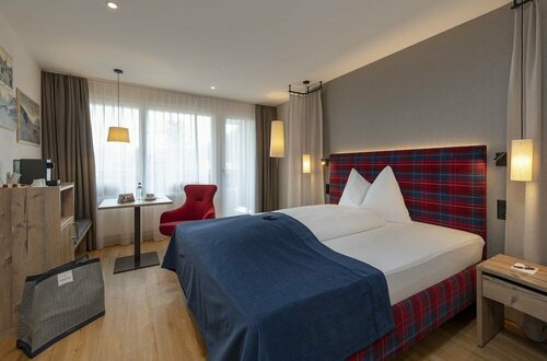 Внешний вид отеля Mountain Plaza Hotel в Давосе, фото 4