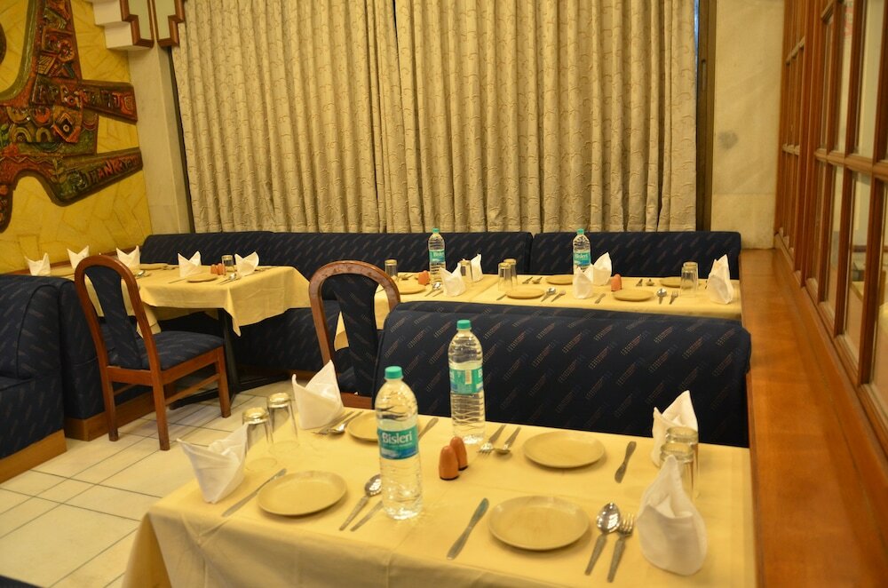 Фото Garden Hotel