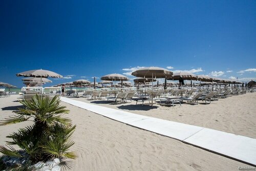 Внешний вид отеля Hotel Solemare в Червии, фото 3