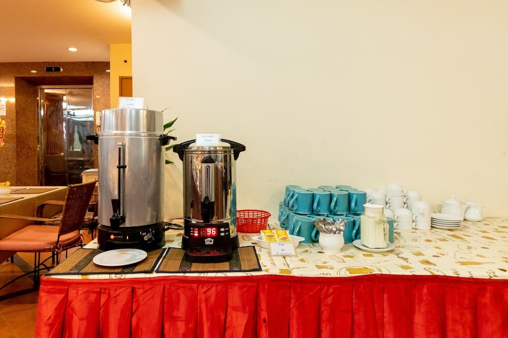 Фото Thipurai Beach Hotel