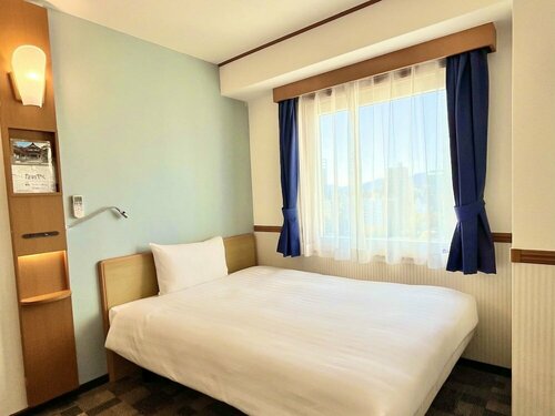 Внешний вид отеля Toyoko Inn Hiroshima Heiwa Odori в Хиросиме, фото 5