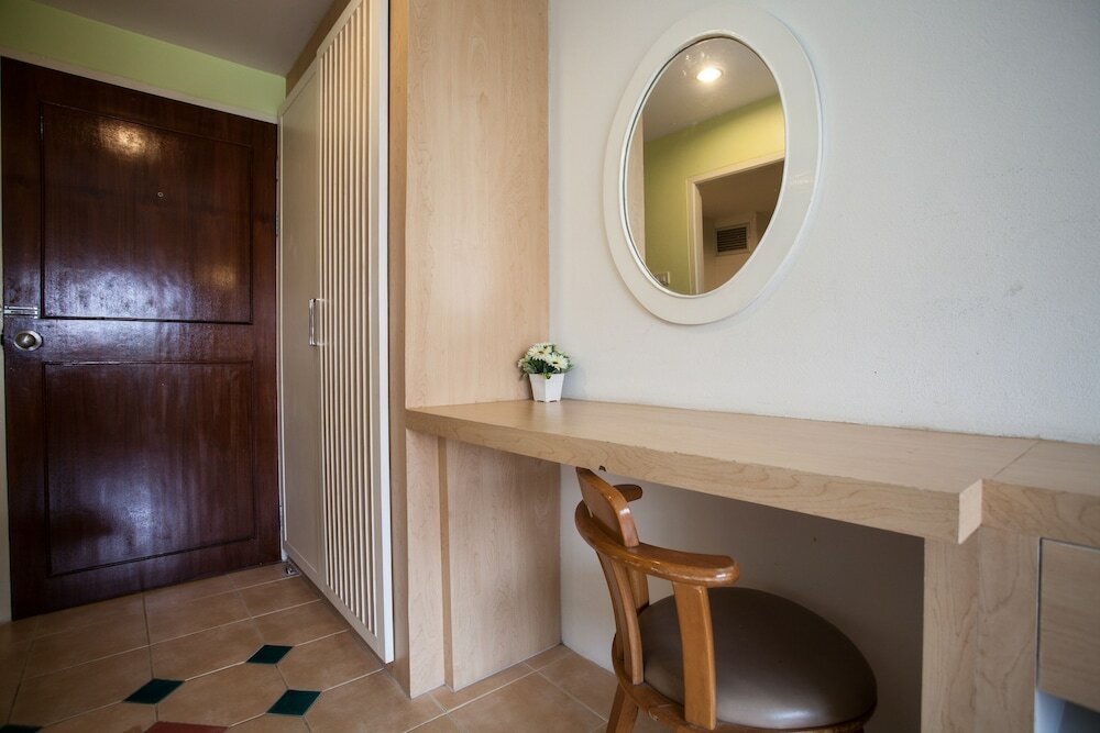 Фото The Greenery Hotel