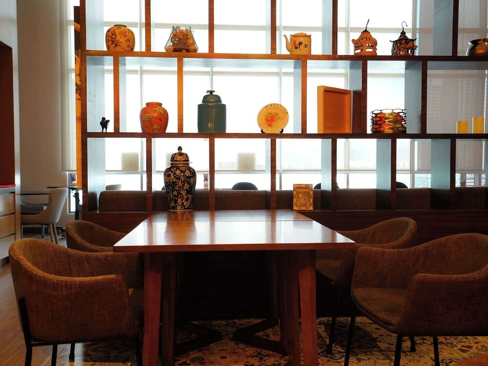 Фото Mercure Kuala Lumpur Shaw Parade