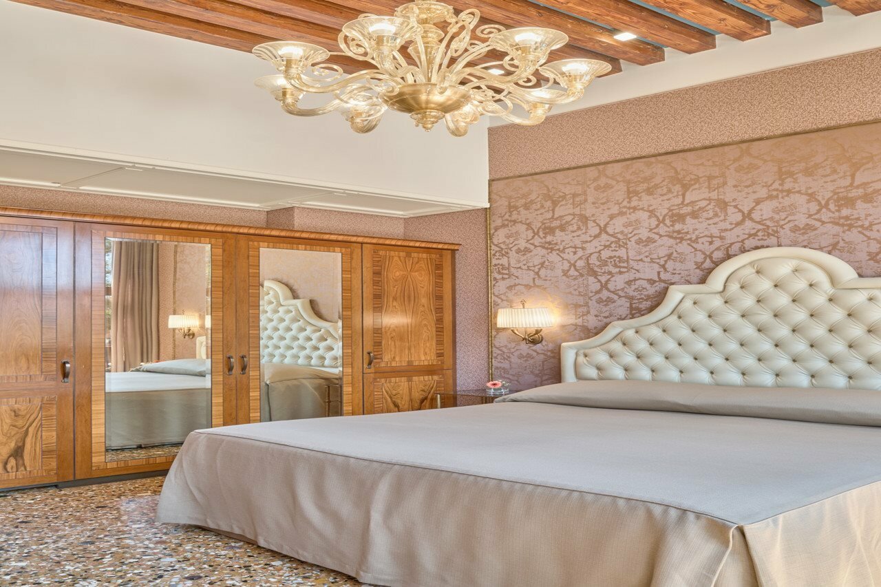 Фото Santa Chiara Hotel