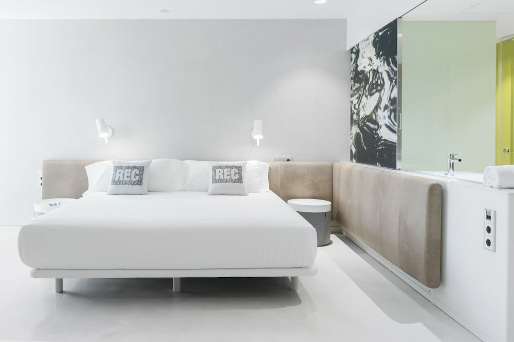 Фото Hotel Rec Barcelona - Adults only