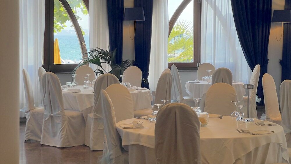 Фото Bajamar Beach Hotel