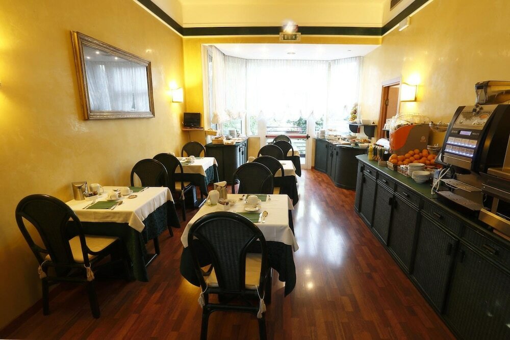 Фото Hotel Estense