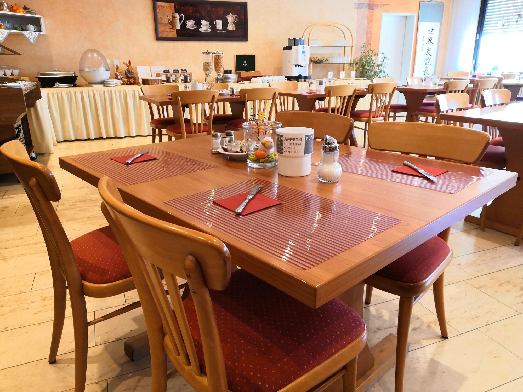 Фото Hotel Fantasie