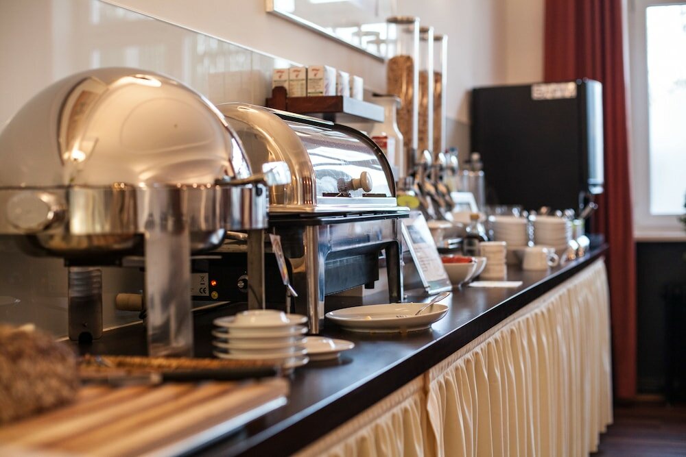 Фото Hotel Stadt Cuxhaven