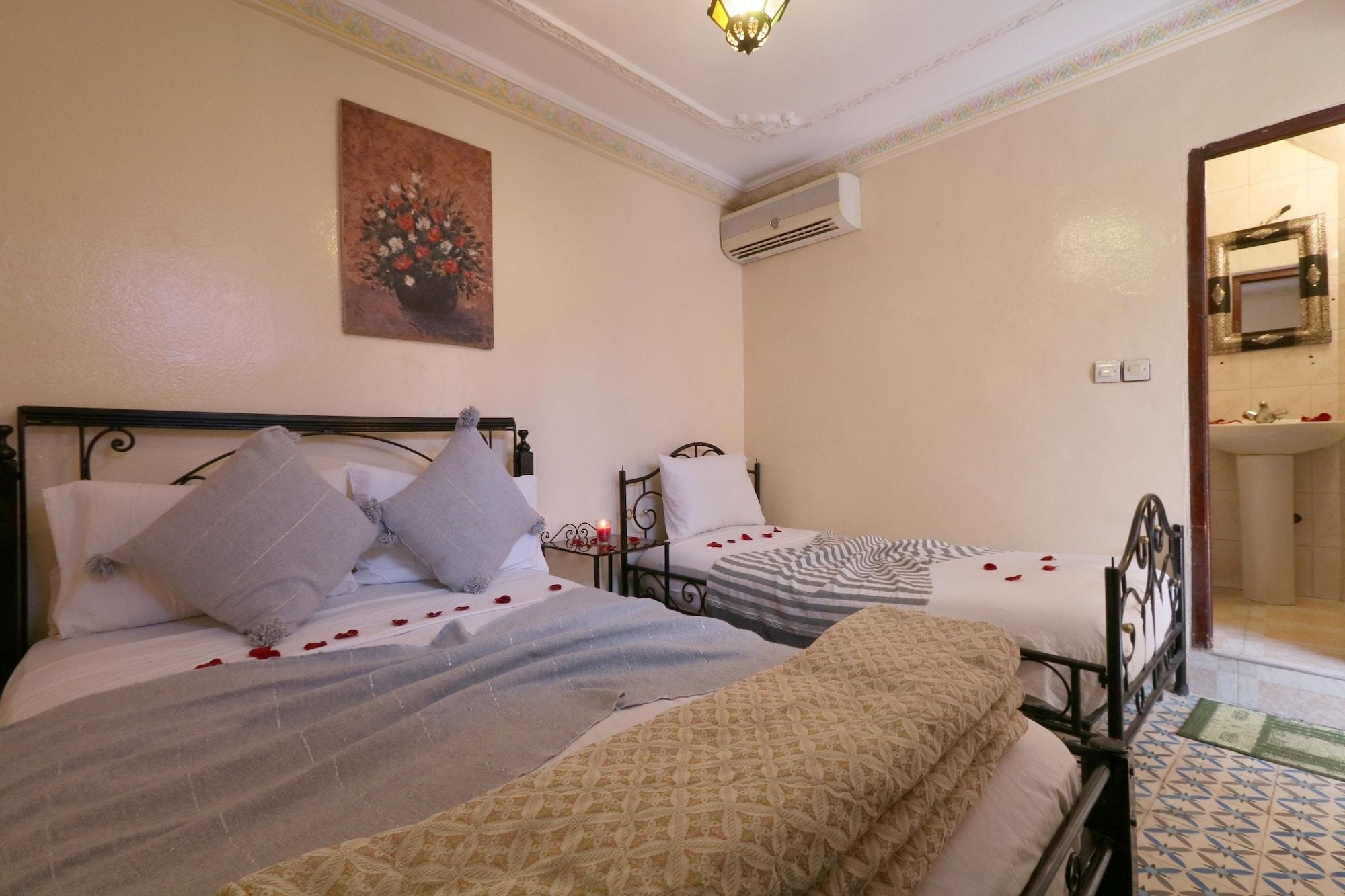 Фото Hôtel & Riad Hayat