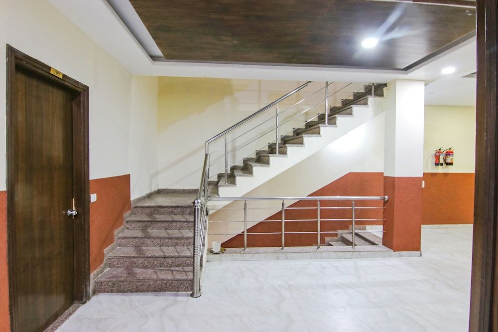 Фото Oyo 7724 Hotel Kohinoor City