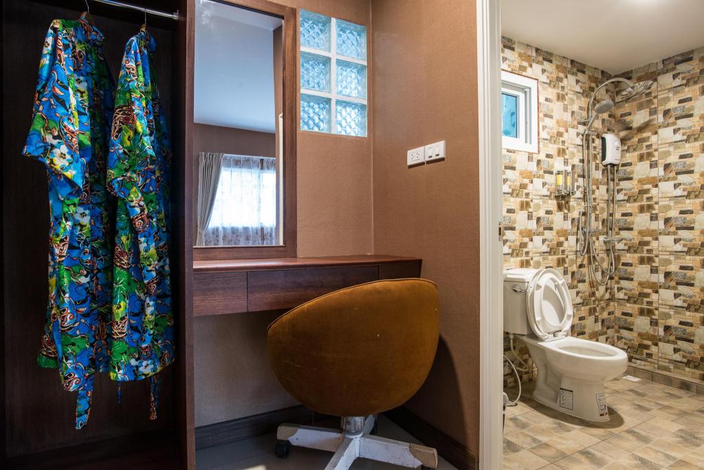 Фото Sunday J Resort & Restaurant