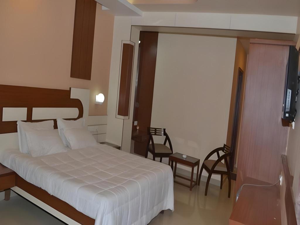 Фото Nayak Beach Resort