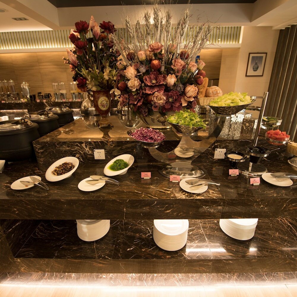 Фото Suzhou Sun Plaza Hotel