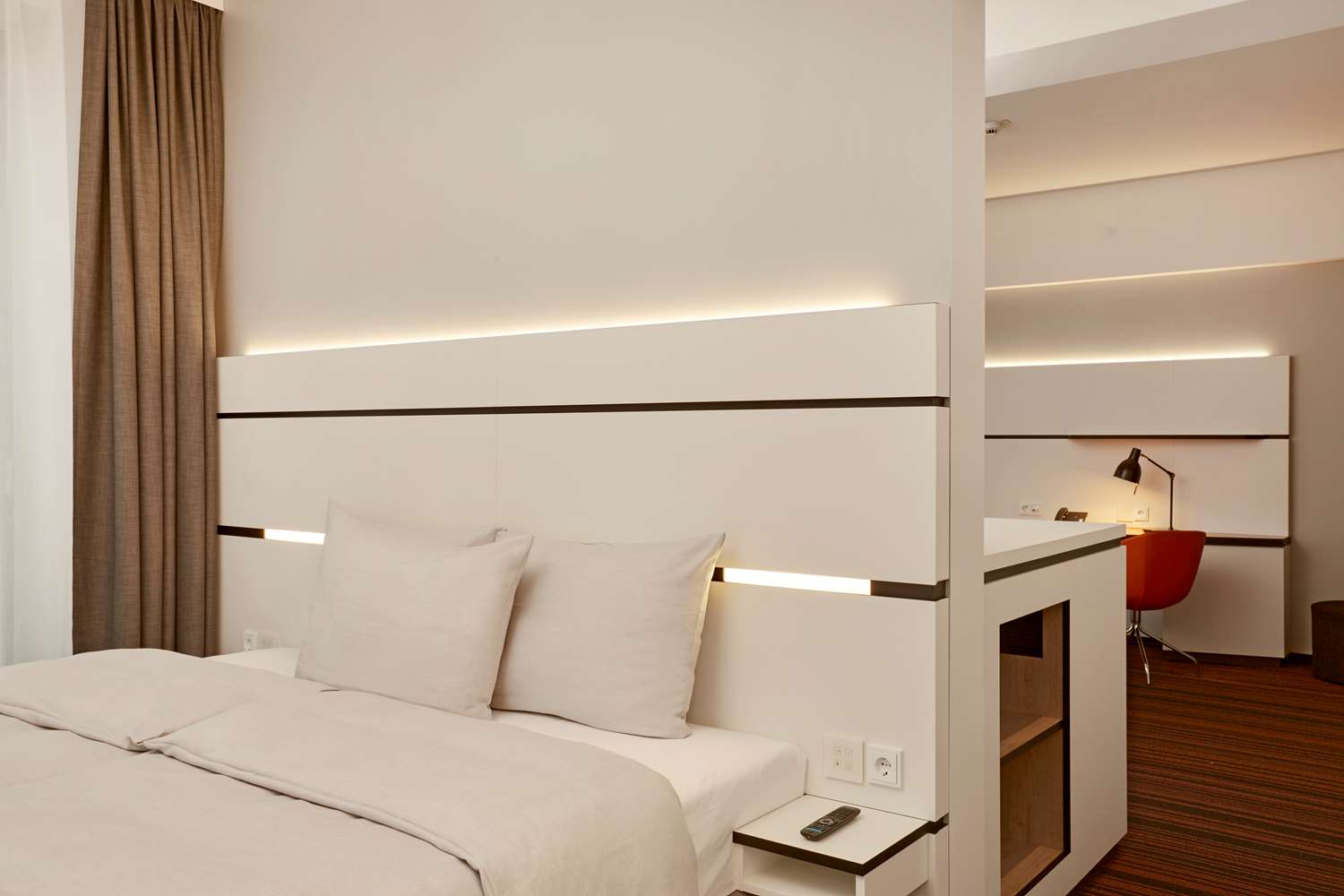 Фото Hyperion Hotel