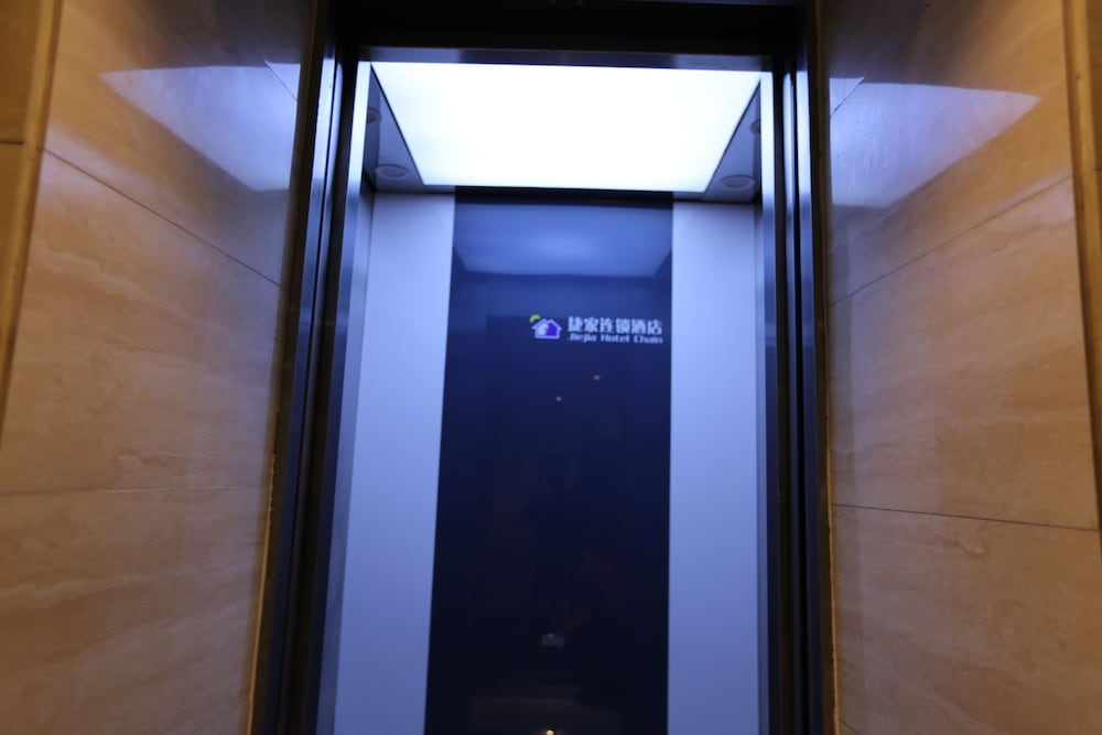 Фото Shanghai xiannuo luxury hotel