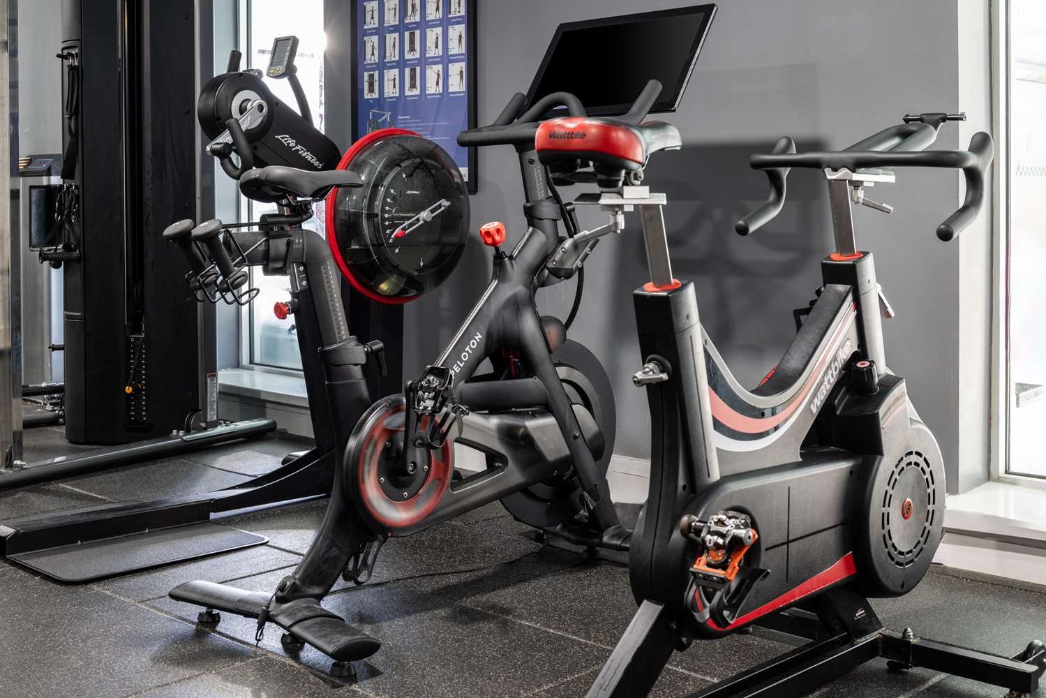 Фото DoubleTree by Hilton Bristol North