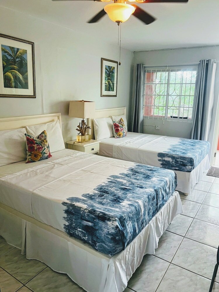 Фото Paradise on the Rocks