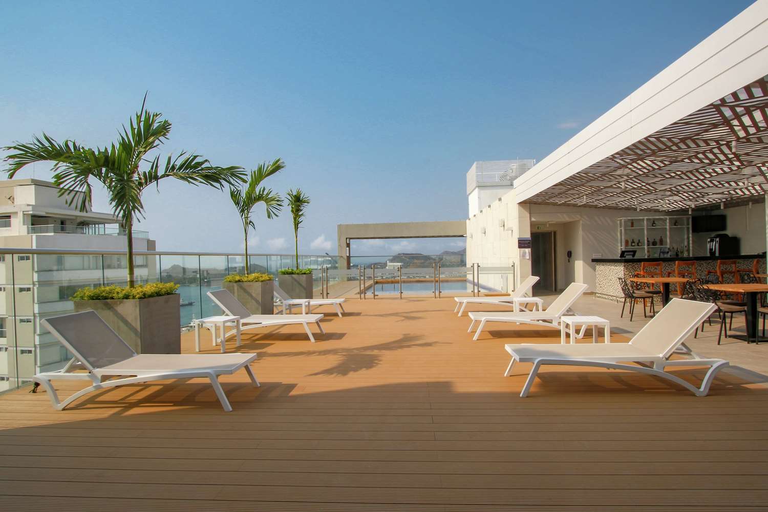 Фото Hilton Garden Inn Santa Marta