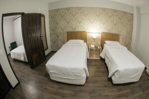 Alven Hotel (Rio de Janeiro, Município do Rio de Janeiro, Rua Marechal Niemeyer), hotel