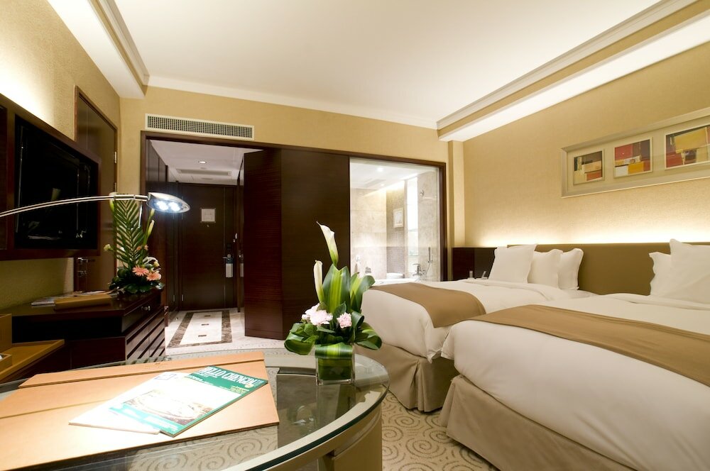 Фото Millennium Hotel Chengdu