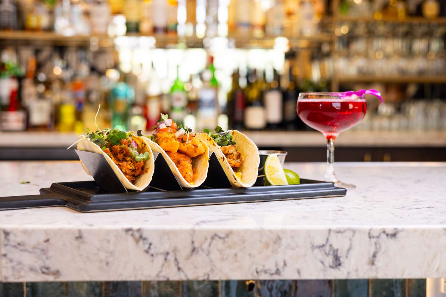 Фото DoubleTree Suites by Hilton Hotel Austin