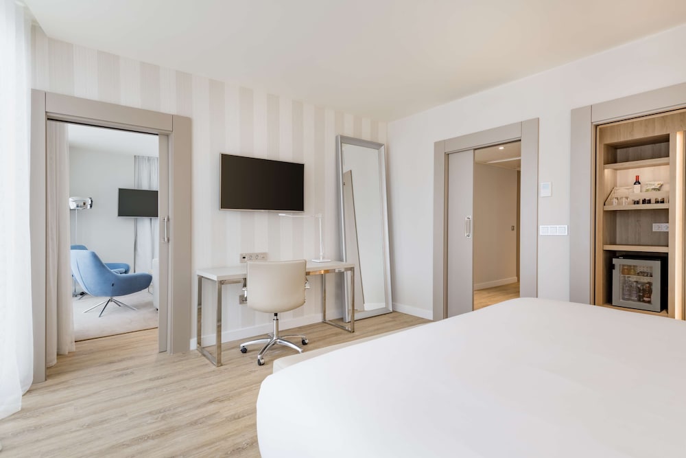 Фото 23009664930